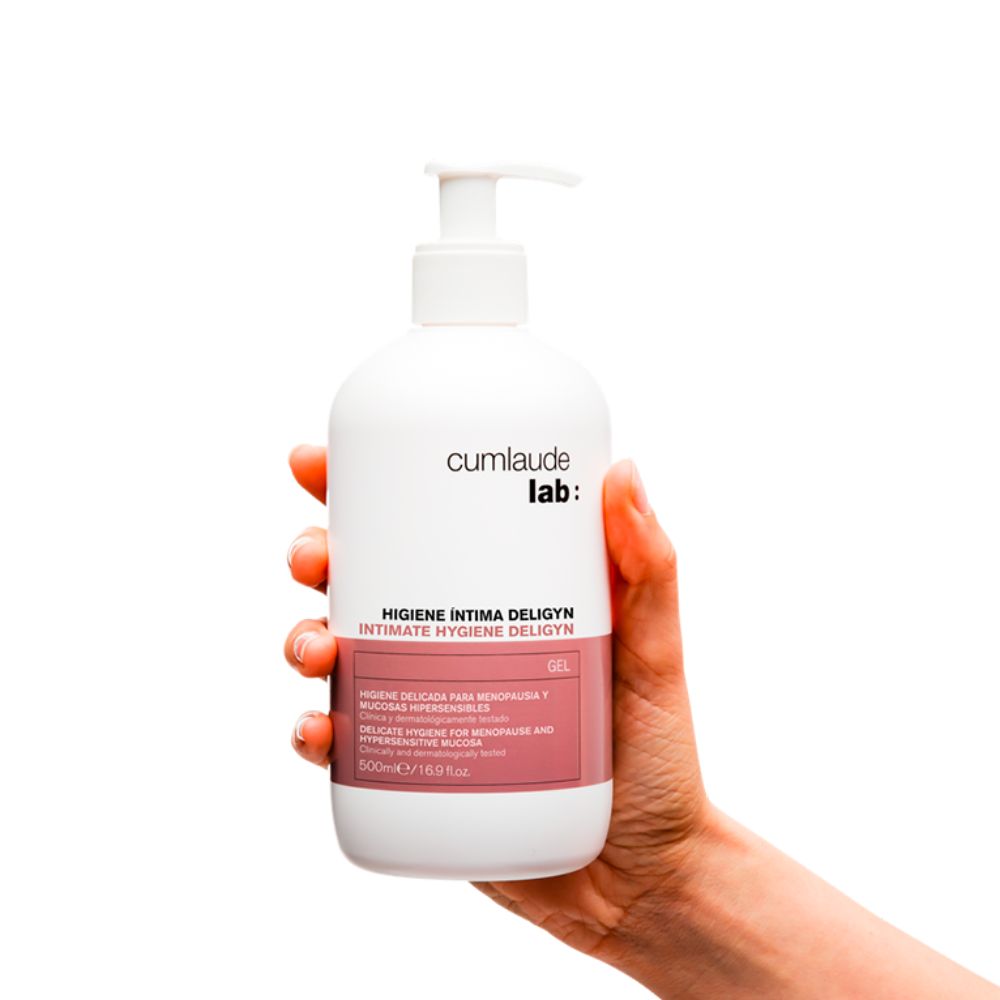 كوملاود لاب للعناية الحميمة ديليجين ٥٠٠ مل